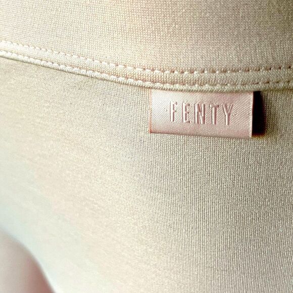 NWT- Fenty X Puma by Rihanna Laceup leggings - Picture 11 of 16